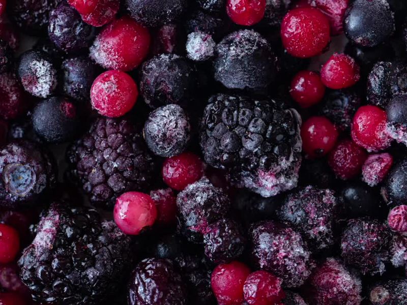 prikaz zamrznutih malina, kupina i borovnica
